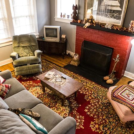 Nolichuckey Bluffs Bed & Breakfast Cabins グリーンビル  部屋 写真