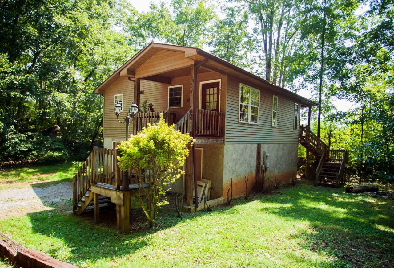 Nolichuckey Bluffs Bed & Breakfast Cabins グリーンビル  エクステリア 写真